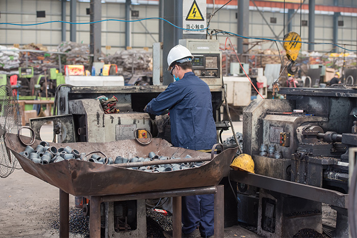大冶网架锥头车间